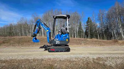 Powerful Performance in a Compact Package The Rippa R15-3ECO is a high-configuration 1.5t mini excav...