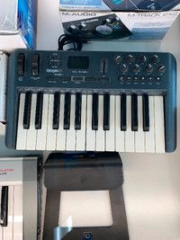 Musical Keyboards For Sale at Rex&Co