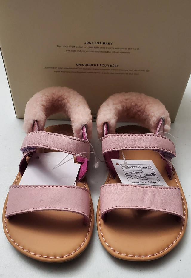 New UGG boots infant toddler sandals size 6/7 18-24 months in Clothing - 18-24 Months in City of Toronto - Image 4