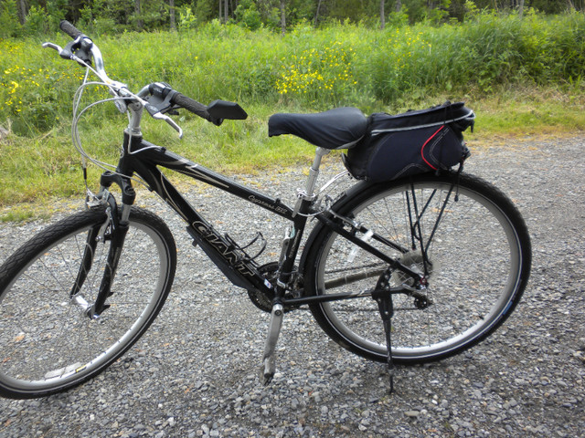 vélo giant femme dans Randonnée, ville et hybrides  à Sherbrooke - Image 3
