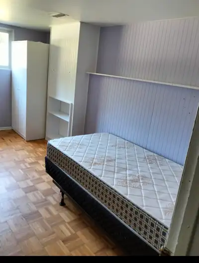 Private room available for rent in st.catharines .Close to Brock