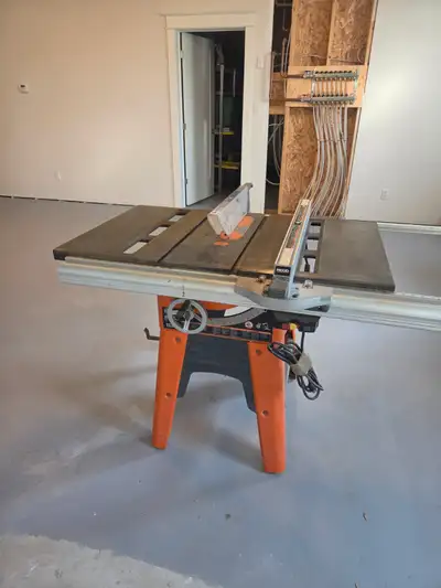 Table saw $500 Jointer $400 Planer $300 Will sell separately. Take all for $1000 Or best offer