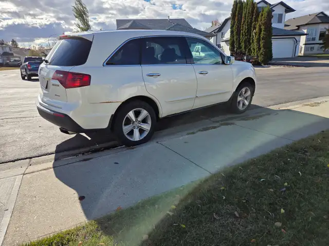 2011 Acuara MDX in Cars & Trucks in St. Albert - Image 2