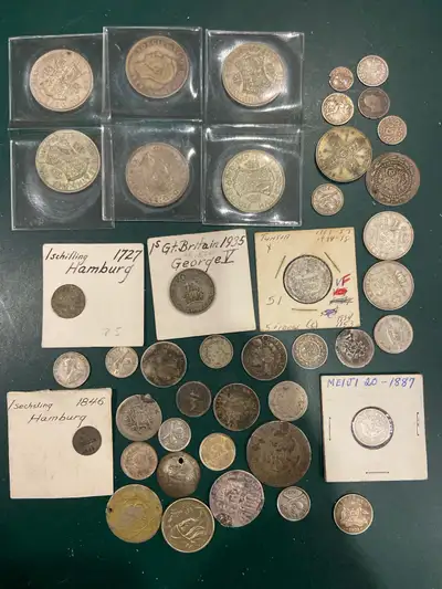 43 silver coins for around the world Fews 1700and 1800 And early 1900 very interested lot Final sale...