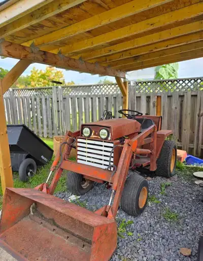 Wheel horse D200 Loader + attachments, View more