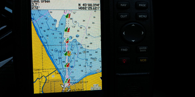 GARMIN BLUECHART DATA CARD MUS017R LAKE HURON - LAKE ST CLAIR in General Electronics in Sarnia - Image 4