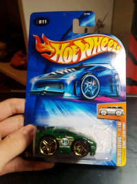 Hot wheels Lotus Esprit British Racing Green Blings 2004 release