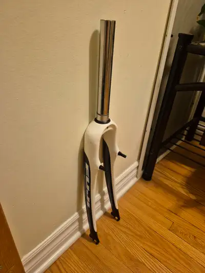 Fuji FC-990 Carbon bicycle fork, View more
