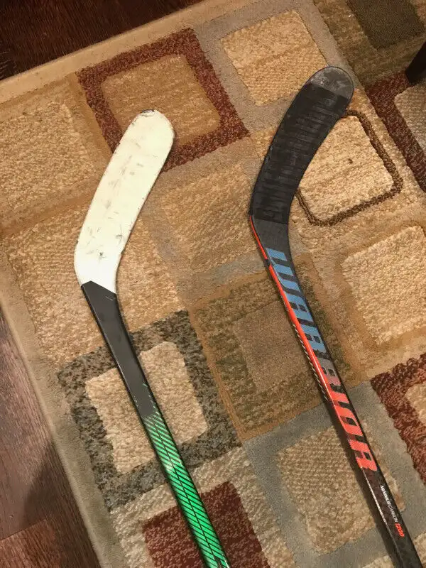 GAME USED NHL HOCKEY STICK - ZACH HYMAN in Arts & Collectibles in Mississauga / Peel Region - Image 6