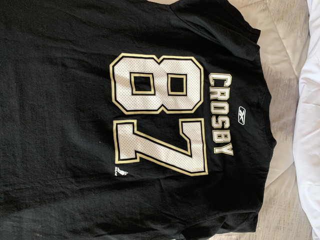 Sidney Crosby top in Other in Markham / York Region - Image 2