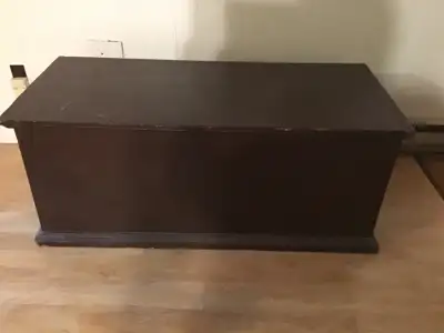 Coffret en bois antique, View more