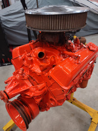 Chevy Small Block Engine - 305 - Nice
