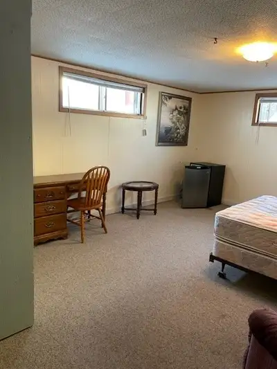 Nice Suite - Room for Rent - Utility Included_(Town of Barrhead)