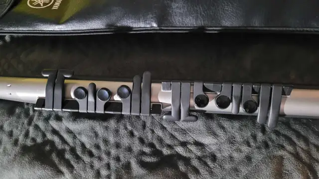 Yamaha WX-5 Midi Woodwind Controller in Pianos & Keyboards in City of Toronto - Image 5