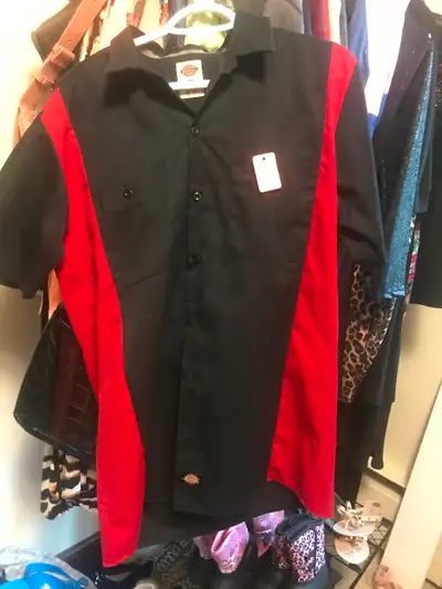 Dickie’s Tshirt size medium, View more