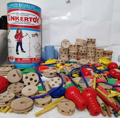 Vintage tinkertoy the classic wooden construction set creative & educational original real wood piec...