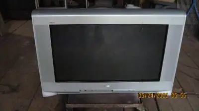 One is model KV-34hs240 other is KV-32fs120 Both turn on Comes with one control and one manual $100...