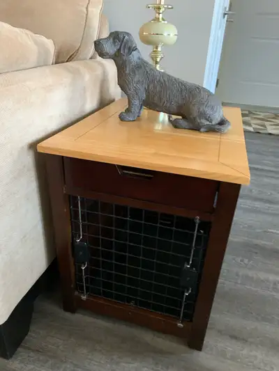 End table dog crate with a drawer. Bought from Wayfair. Paid over $400 new 23 1/4” long x 18 1/2” hi...