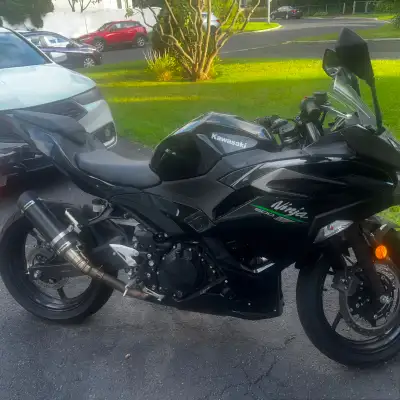 Moto à vendre, View more
