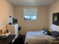 Room for rent Chancellors way guelph 