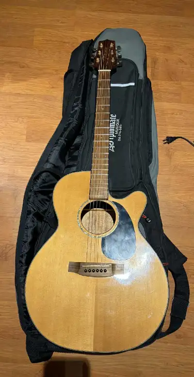 Guitare Takamine electro-acoustique à vendre, View more