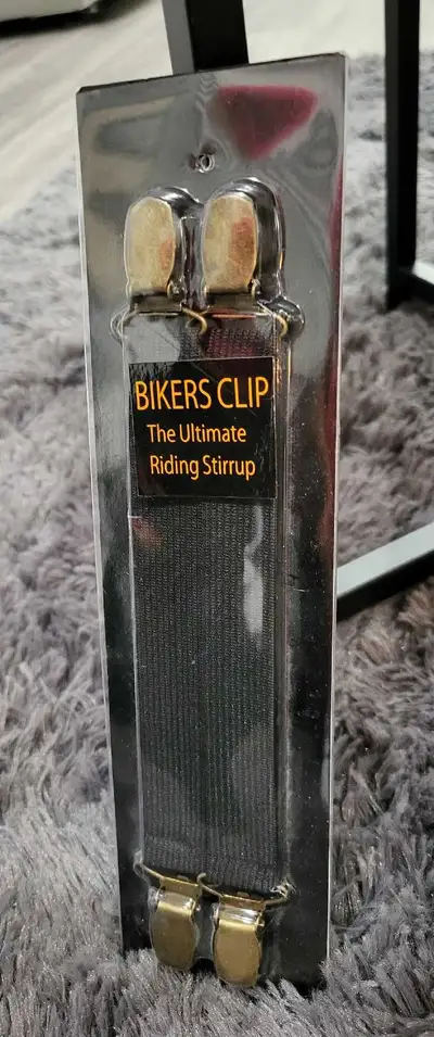 These are brand new Bikers Clips. Black elastic with brass metal clips. See photos. Pick up 2 km nor...