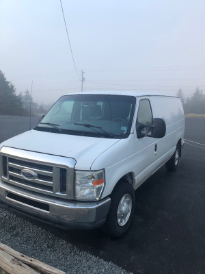 2011 Ford E 150