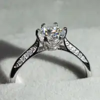 1 Carat D Colour VVS1 Moissanite Diamond Ring 