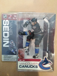 Daniel Sedin Vancouver Canucks hockey figure chase variant 2006