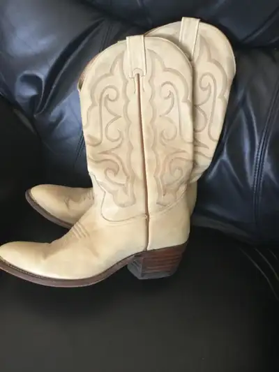 Western boots Boulet brand  made in Canada, View more
