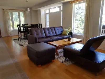 Fully furnished room/house General Hospital CHEO medical school Below link has pictures: https://goo...