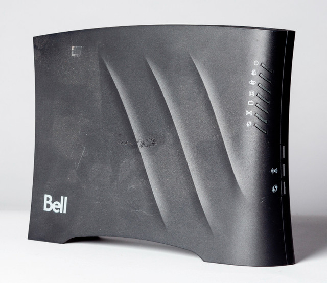 Sagemcom Fast 2864 Bell Router / Modem in Networking in City of Toronto