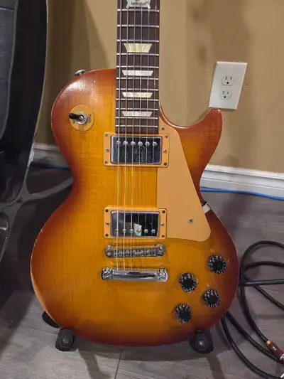 31 ads for gibson les paul studio in Guitars in Ontario | Kijiji