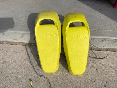 SENTRY boat bumper/fenders with LockCAM™ upgraded locking mechanism offers simplicity and enhanced s...