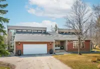 City Life & Country Living  on 5 Acres in St Vital - $949,900