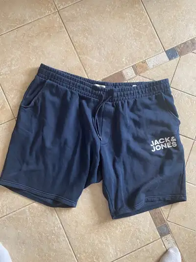 Men jogging shorts jack & jones size 42 (XL), View more