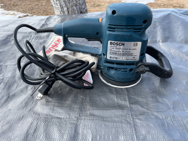 BOSCH Sander for Sale  in Power Tools in Prince Albert - Image 2