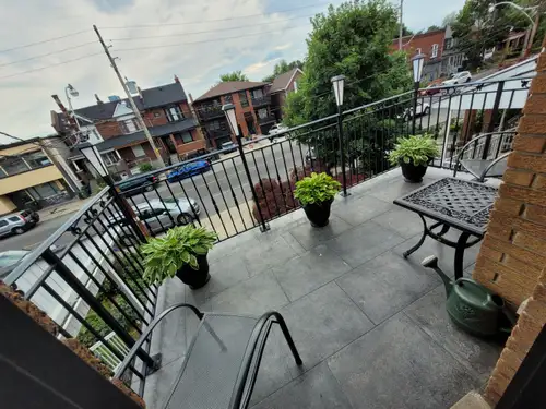 Beautiful non-smoking Room for Rent in front of the bus stop, 7 minutes from the Ossington subway st...