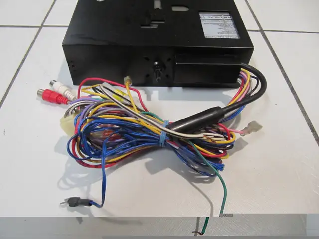 Vintage Rare Jensen JS-9400 4x4 All Terrain Car Stereo Cir 1992 in Arts & Collectibles in Mississauga / Peel Region - Image 9