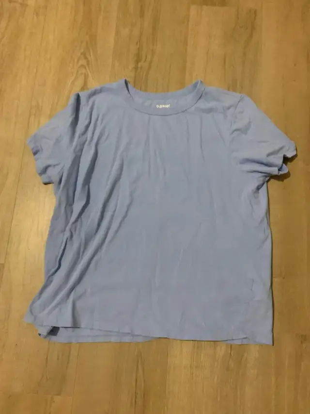 Old Navy top