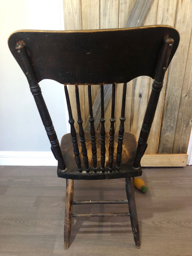 Pressed Back Chair in Chairs & Recliners in Fredericton - Image 3