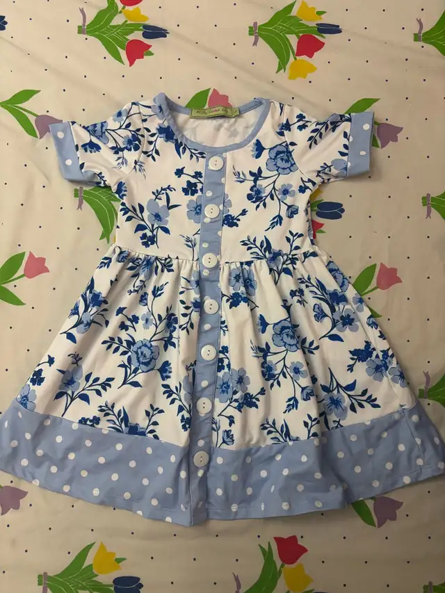 Toddler dresses in Clothing - 2T in Kitchener / Waterloo - Image 4