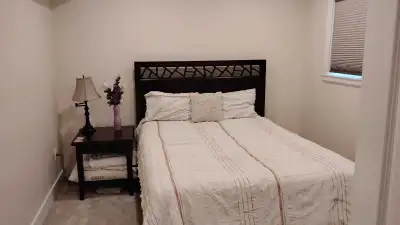 I have a coz, bright, spacious fully furnished one bedroom available for a female in a two bedroom s...