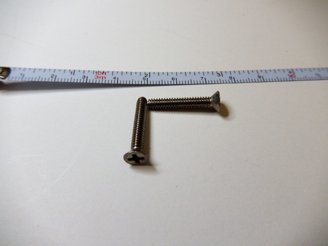Qty 630 SS Phillips Flat Head Screws Counter Sunk 6-32, .875" in Other Business & Industrial in Ottawa - Image 2