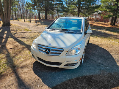 Mercedes Benz B200 Turbo, 2011