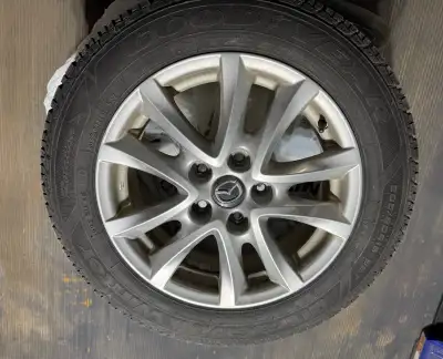 GoodYear UltraGrip 205/60R16 Steel Alloy Rims Used Tires in Good condition 8"/32"