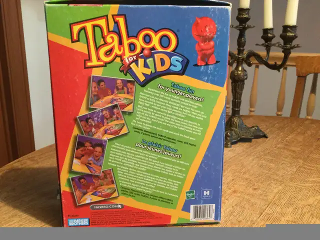 Jeu TABOO adulte jeux TABOO kids RARES.  bilingues 25 $ chacun in Toys & Games in Laval / North Shore - Image 8