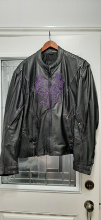 Ladies Leather Jacket (Motorcycle style)