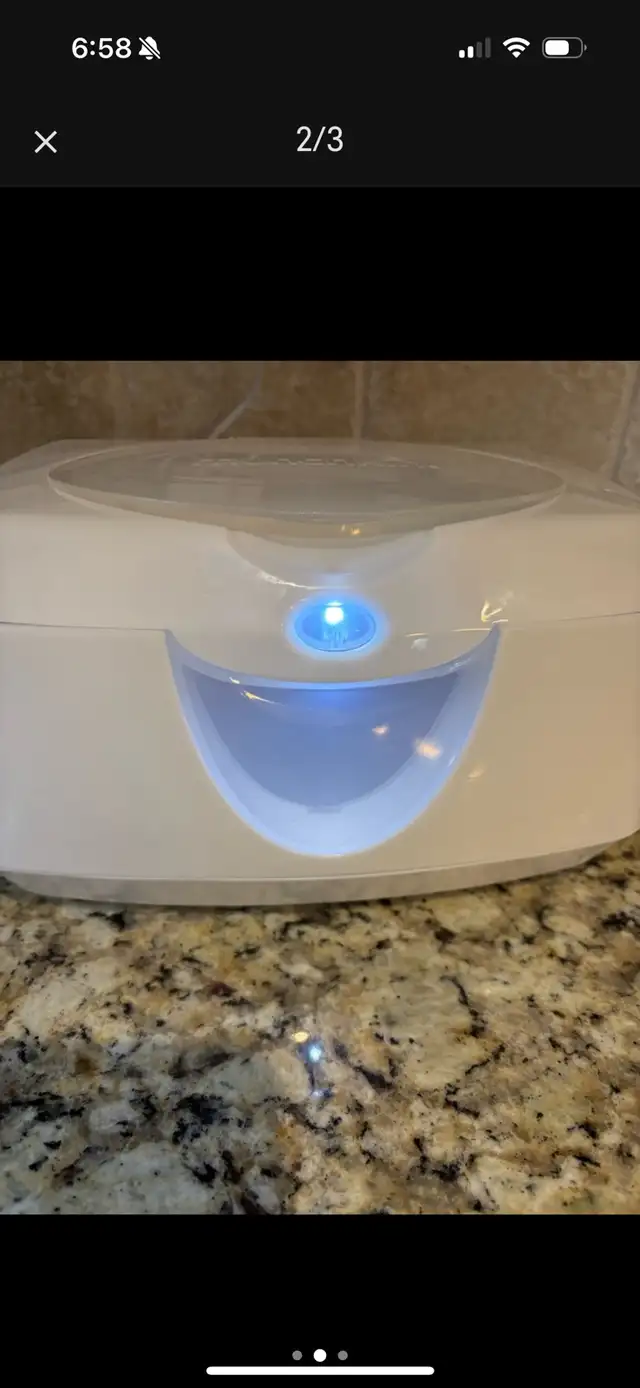Munchkin wipes warmer  in Bathing & Changing in Ottawa - Image 3