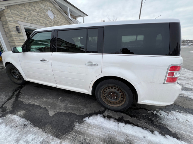 Ford flex limited edition 2010 in Cars & Trucks in Ottawa - Image 2